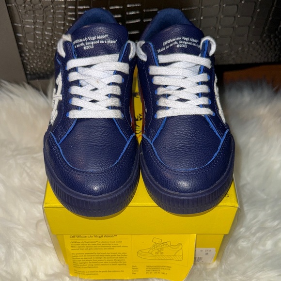Off-White Boys Vulcanized Lace Up Navy and White Sz 10 Sneakers - Picture 2 of 8